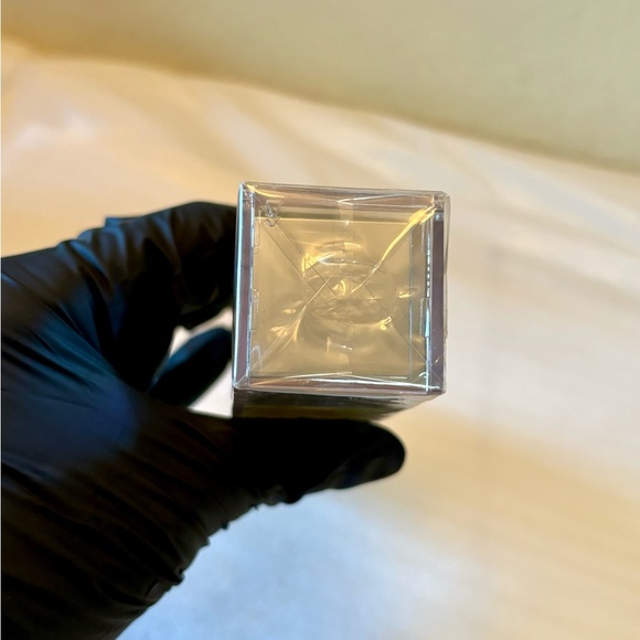 ✨NEW✨Gucci ENVY Fragrance✨ 1.7 FL - Picture 5 of 8